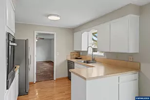 631 NE Sherwood Way, Corvallis, OR 97330 - Photo 12