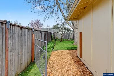 631 NE Sherwood Wy, Corvallis, OR 97330 - Photo 38