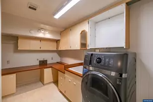 30550 Rancho Rd, Lebanon, OR 97355 - Photo 30