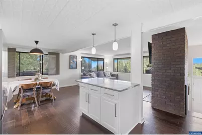 30550 Rancho Rd, Lebanon, OR 97355 - Photo 14