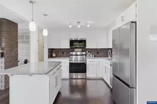 30550 Rancho Rd, Lebanon, OR 97355 - Photo 12