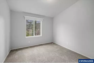 15 N Hillside Dr, Rose Lodge, OR 97368 - Photo 6