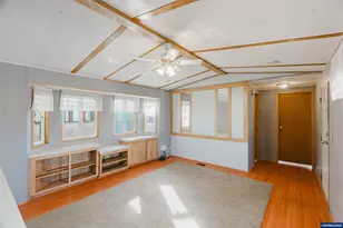 2901 E 2nd St, Newberg, OR 97132 - Photo 32