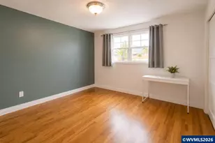 2042 Summit Ave NW, Salem, OR 97304 - Photo 8