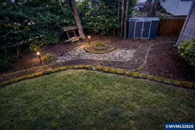 2042 Summit Av NW, Salem, OR 97304 - Photo 18