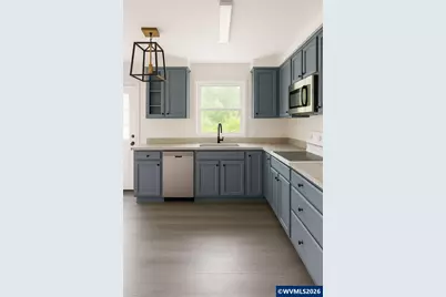 2042 Summit Av NW, Salem, OR 97304 - Photo 4