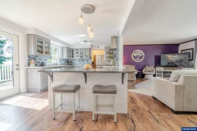 656 NW E Thornton Lake Dr, Albany, OR 97321 - Photo 6