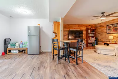 656 NW E Thornton Lake Dr, Albany, OR 97321 - Photo 28