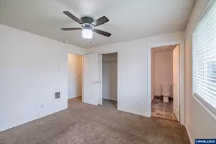 1053 Kees St, Lebanon, OR 97355 - Photo 18