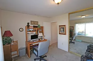 2903 Twin Oak Pl NW, Salem, OR 97304 - Photo 22