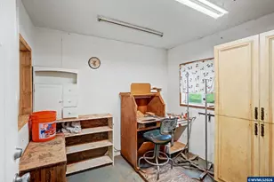 34357 Teddy Av, Albany, OR 97322 - Photo 42