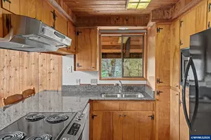 34357 Teddy Av, Albany, OR 97322 - Photo 18