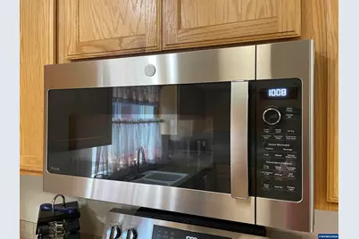 1231 SW 3rd Av, Mill City, OR 97360 - Photo 50