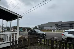 714 NW Coast St, Newport, OR 97365 - Photo 4