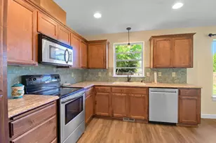 274 SW Bell Dr, Dallas, OR 97338 - Photo 28