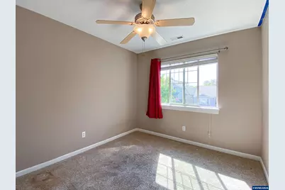 274 SW Bell Dr, Dallas, OR 97338 - Photo 40