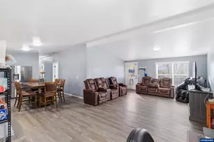 38415 Century Dr NE, Albany, OR 97322 - Photo 6