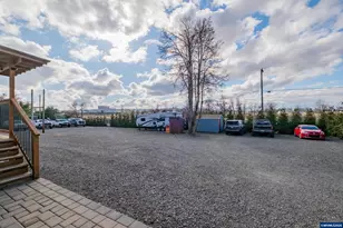 38415 Century Dr NE, Albany, OR 97322 - Photo 40