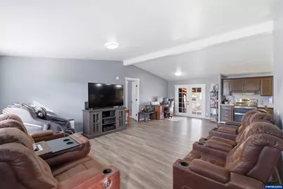 38415 Century Dr NE, Albany, OR 97322 - Photo 4