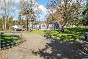 38423 Century Dr NE, Albany, OR 97322 - Photo 2