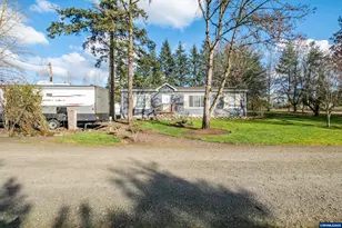 38423 Century Dr NE, Albany, OR 97322 - Photo 14