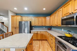 308 Holder Ln SE, Salem, OR 97306 - Photo 18