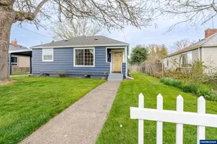 221 Jennings St, Lebanon, OR 97355 - Photo 2