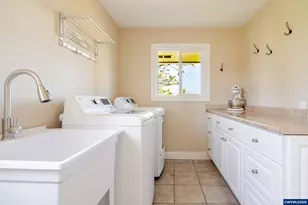 1047 Northview Ln NW, Albany, OR 97321 - Photo 24