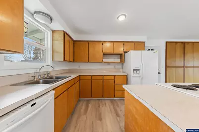 430 35th Av SE, Albany, OR 97322 - Photo 6