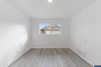 430 35th Av SE, Albany, OR 97322 - Photo 32