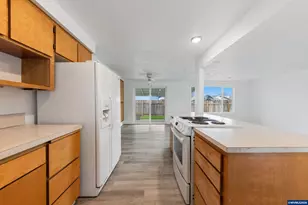 430 35th Ave SE, Albany, OR 97322 - Photo 8