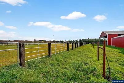10093 Wiseacre NE Ln, Aurora, OR 97002 - Photo 36
