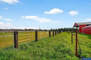 10093 Wiseacre NE Ln, Aurora, OR 97002 - Photo 36