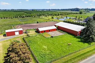 10093 Wiseacre Ln NE, Aurora, OR 97002 - Photo 2