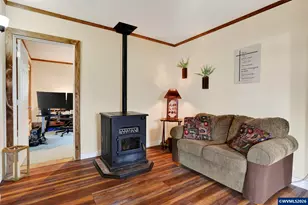 10093 Wiseacre NE Ln, Aurora, OR 97002 - Photo 16