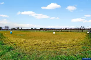 10093 Wiseacre NE Ln, Aurora, OR 97002 - Photo 38