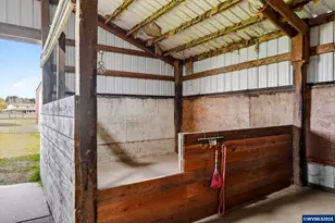 10093 Wiseacre NE Ln, Aurora, OR 97002 - Photo 30