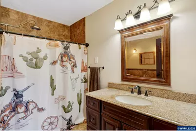 10093 Wiseacre Ln NE, Aurora, OR 97002 - Photo 46