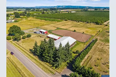 10093 Wiseacre Ln NE, Aurora, OR 97002 - Photo 6
