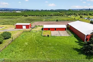 10093 Wiseacre Ln NE, Aurora, OR 97002 - Photo 4