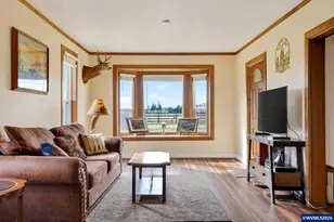 10093 Wiseacre NE Ln, Aurora, OR 97002 - Photo 14