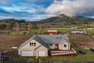 36807 Rock Hill Dr, Lebanon, OR 97355 - Photo 4