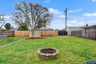 472 E St, Lebanon, OR 97355 - Photo 34