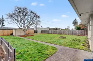 472 E St, Lebanon, OR 97355 - Photo 30