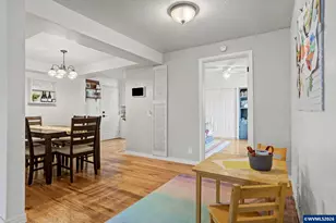 472 E St, Lebanon, OR 97355 - Photo 12