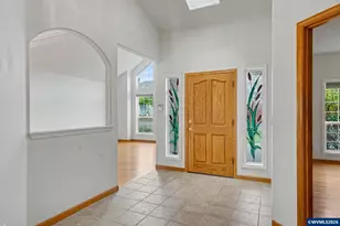 1470 Ranier Lp NW, Salem, OR 97304 - Photo 6