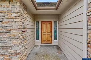 1470 Ranier Lp NW, Salem, OR 97304 - Photo 4