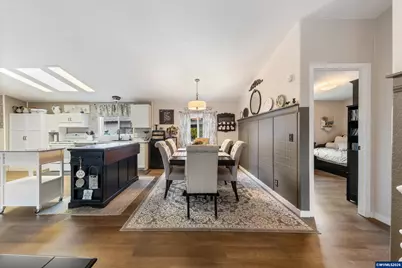 1377 SW Louise Dr, McMinnville, OR 97128 - Photo 14