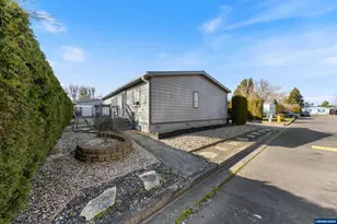 1377 SW Louise Dr, McMinnville, OR 97128 - Photo 1