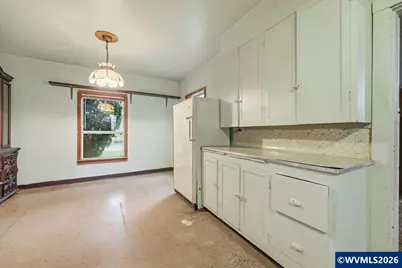 130 C St, Scotts Mills, OR 97375 - Photo 30